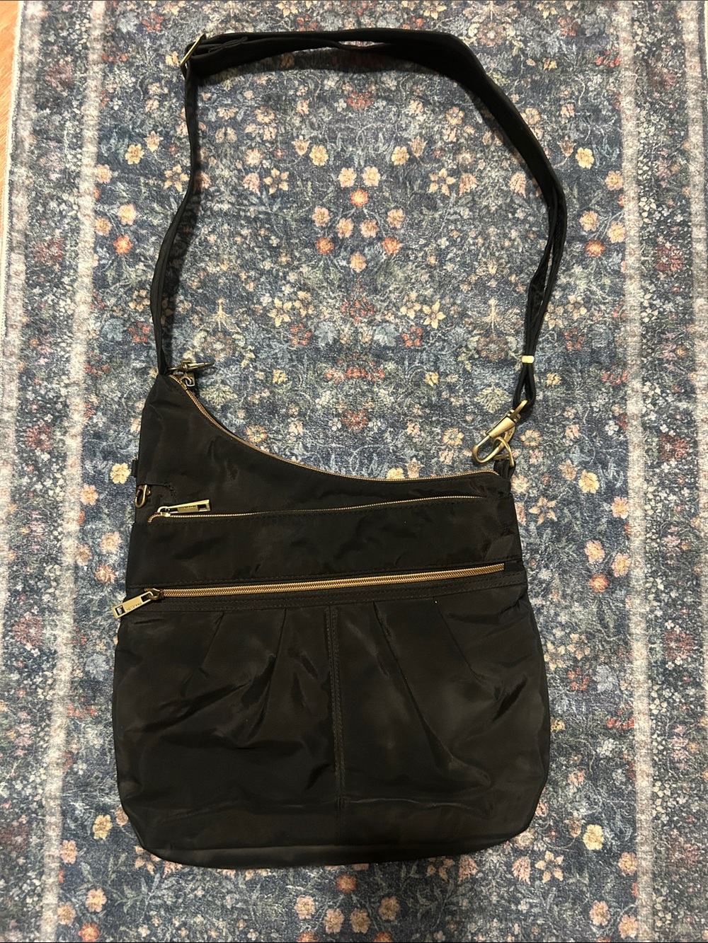 Travelon Black Crossbody Shoulder Bag with Gold Hardware